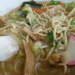 サッポロラーメン 新居浜西店 - 胡椒を少々！