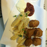 藤家 - 鶏もも唐揚げ 500円