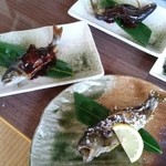 あまご亭 - 魚田と塩焼き それぞれ美味しい。