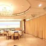 レスアルカーナ - ≪'15/10/07撮影≫ランチコースB 1512円 の店内のテーブル席の風景です