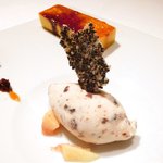 ランチコースB 1512円 のイチジクのアイスとカボチャのプリン