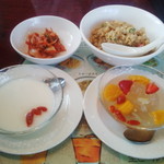 17　チャーハン、キムチ、デザート