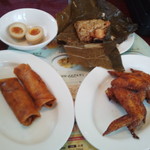 16　おこわ、手羽先、春巻、玉子