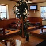 そば処 一庵 - 入口左側の小上がり席（H27.10.9撮影）