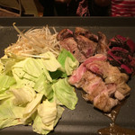 西京酒場 萬天 - 鉄板肉盛り