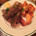 レストラン コワン - 仔羊背肉の香草焼き（￥1,800）10/11/2015