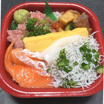 丼丸黒船 - 日替わり「おまかせ丼」！毎日、具が変化！