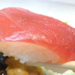Nishimachi Miyama - にぎり寿司つばき　７９８円＋消費税８％　鮪のアップ　【　２０１５年１０月　】