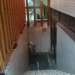 竹富屋 - 「竹富屋」の入口は地下