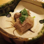 もり山 - 2015.10)芋茎をくるんで煮込んだ和牛