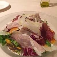 Giglio - 鹿児島産黒豚もも肉の自家製プロシュットコットと旬野菜のメディチ家風サラダ