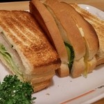 コメダ珈琲店 - ミックストースト 560円