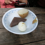 赤岳行者小屋 - じゃが芋１５０円　玉子１５０円　こんにゃく１００円