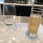 ヴィラデスト ガーデンファーム アンド ワイナリー - アルカンヴィーニュ　試飲