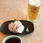 港町レストラン 鮮 - 煮だこ＆生ビール