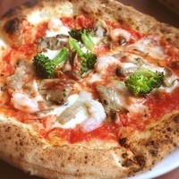 PIZZERIA347 by il pinolo - マーレ エ モンティ（海老とブロッコリーのピザ）☺︎