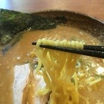 無尽蔵 みなとKOBE家 - 麺・リフト！ぷるんぷるんの麺。
            食感、のどごしもサイコー！
            めちゃくちゃ美味しい♪