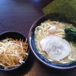 宮本商店 日立相田店 - 豚骨醤油ネギラーメン