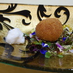 トゥ・ラ・ジョア - 最初のコロッケですが・・・