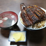 田代 - 鰻丼（上）1匹半分