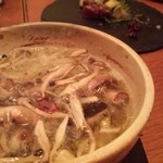 隠ハイド 希SAKU - サンマとキノコのアヒージョ