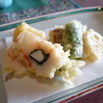 海老とまこもたけの天ぷら