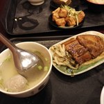 財神爺魯肉飯 - 