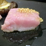 ドンブラボー - 低温調理＆薪窯燻製のピンクの松坂ポーク肩ロース