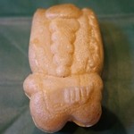 和スイーツ福嶋屋 - （2015/8月）「ぐんまちゃん最中」の後ろ姿