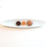 レストランひらまつ レゼルヴ - 特別ランチ<平日限定> 2252円 の小菓子