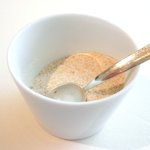 レストランひらまつ レゼルヴ - 特別ランチ<平日限定> 2252円 の砂糖