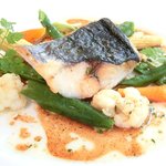 レストランひらまつ レゼルヴ - 特別ランチ<平日限定> 2252円 の関サバのムニエル 焦がしバターソース