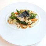 レストランひらまつ レゼルヴ - 特別ランチ<平日限定> 2252円 の関サバのムニエル 焦がしバターソース