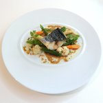 レストランひらまつ レゼルヴ - 特別ランチ<平日限定> 2252円 の関サバのムニエル 焦がしバターソース