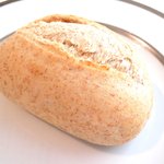 レストランひらまつ レゼルヴ - 特別ランチ<平日限定> 2252円 のパン