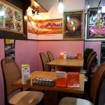 ラワットさんの店 モエツカリー - ラワットさんのお店はまったりできる！