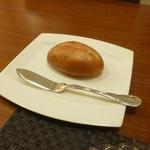 ラ・レゾナンス - 自家製パン