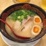 みなと軒 - パイタンこってりラーメン煮玉子入り