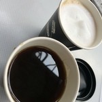 トウキョウクルーズカフェ - カップは紙ですが、中身は特別ブレンド。