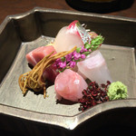 龢 - H27.10.11 お造り盛り合わせ「本鮪」 ・ 「のどぐろ」 ・ 「縞鰺」 ・ 「平目」