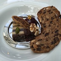 ラトリエ ドゥ ジョエル・ロブション - 鴨のフォアグラのテリーヌと木の実のコンポテ