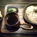 山元麺蔵 - （2015.9） 土ごぼう天ざる 920円 薬味はシンプル葱と生姜