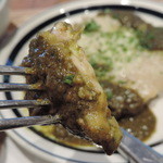 ブラッスリー セント・ベルナルデュス - 鶏肉のオーブン焼バジルソース