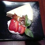 イタリアン レストラン ピンナピンナ - ﾃﾞｻﾞｰﾄのﾄｯﾋﾟﾝｸﾞもかわゆく美味しい♪