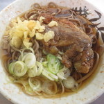 豚バラ軟骨焼豚+かけそば･･･通称コラーゲンそば　130円+290円　420円(2015.10)