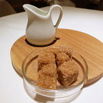 レストランエール - ミルクと砂糖