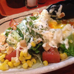 番屋小屋 - シーザーサラダ
      手作りポテトサラダとまぜまぜうまし
