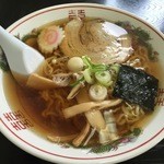 さんぷく - ラーメン (530円)