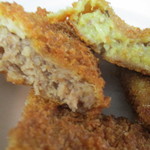 藤田精肉店 - 2015.10.11追加　ミンチカツとカレーコロッケの断面