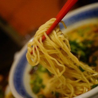 餃子荘 紅蜥蜴_1